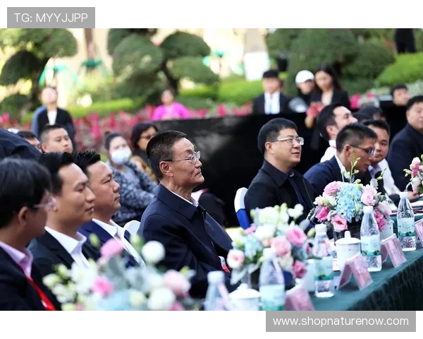 雷泽体育合作伙伴揭秘：品牌合作与资源整合推动体育产业共同发展